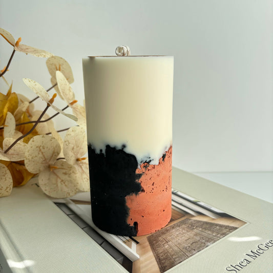 Concrete Pillar Candle: Black & Sahara Sunset / Oakmoss & Amber