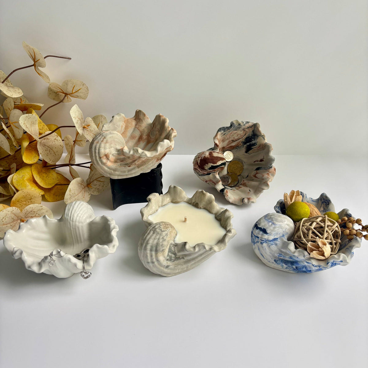 Shell Candle : Khaki Fusion Marble / Oakmoss & Amber